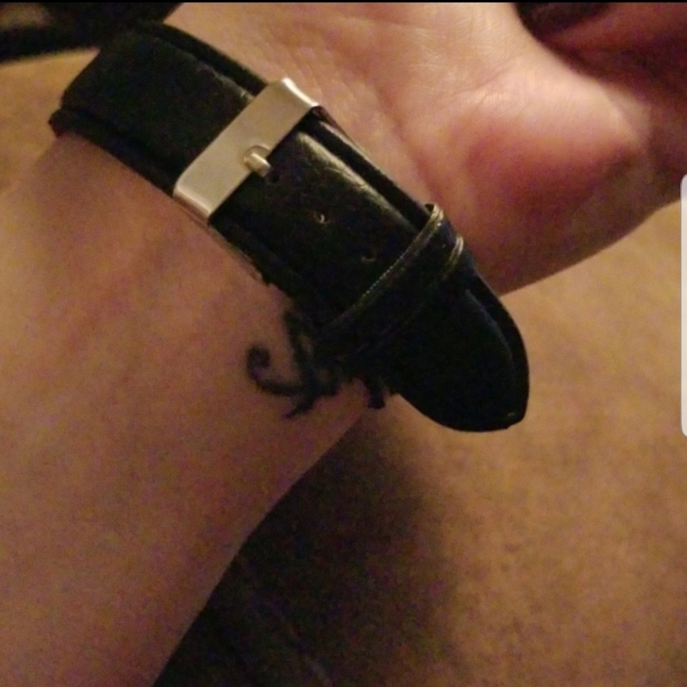 SUGAR SKULL WATCH - Picture 3 of 3